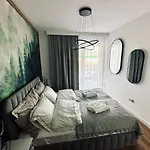 Mountain Shine - Apartment, And Parking *
