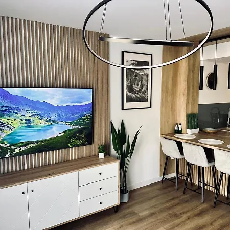 Mountain Shine - Apartment, And Parking Apartament *