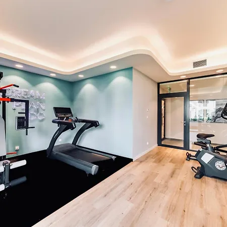 Mountain Shine - Apartment, And Parking 公寓 *